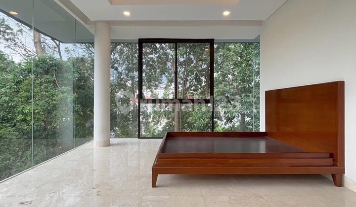 Kemang - [For Sale]: Rumah Mewah, Bangunan Besar dan Siap Huni, Private Pool 6