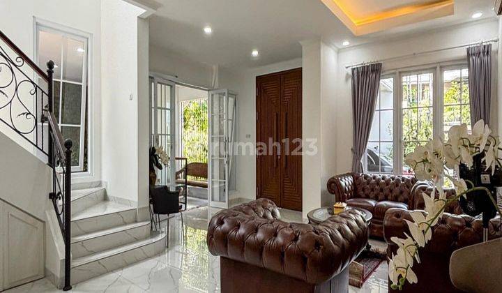 Rumah Baru Modern Classic Dengan Private Pool  Dan Ada Halaman Belakang Yang Luas 2