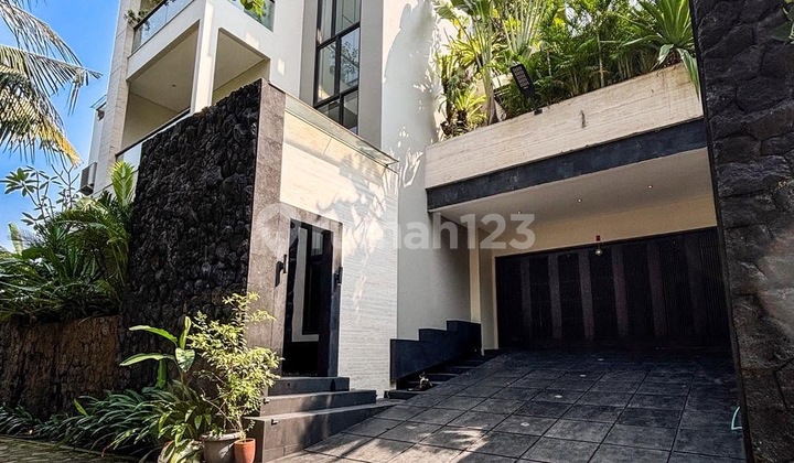 House For Sale - [Lebak Bulus] Rumah Dalam Townhouse 9