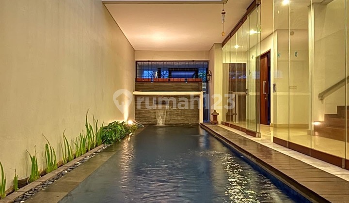Cilandak - [for Sale]: Modern Tropical House, Private Swimming Pool 9