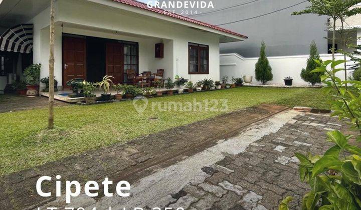 Cipete for Sale Bangunan 1 Lantai, Tanah Luas, Halaman Depan Dan Belakang, Dalam Cluster. 1