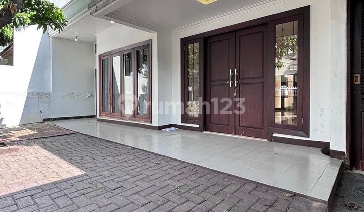 Pondok Indah - [For Sale]: Bangunan 1,5 Lantai, Layout Plong, Hunian Tenang 3