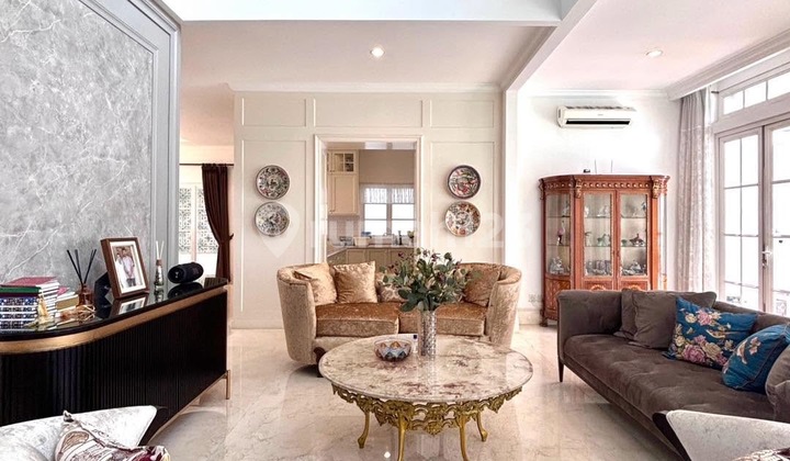 Jagakarsa - [For Sale]: Rumah Mewah Bangunan Terawat dan Siap Huni, Halaman Belakang dan Pool Besar 3