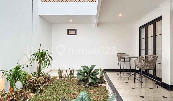 House For Sale - [Bintaro Jaksel]Brand New House, Design Modern Classic, Dalam Komplek 8