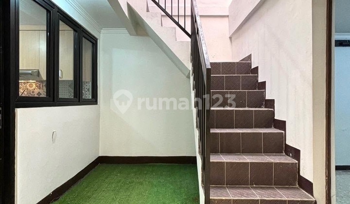 Pondok Indah - [For Sale]: Bangunan 1,5 Lantai, Layout Plong, Hunian Tenang 6