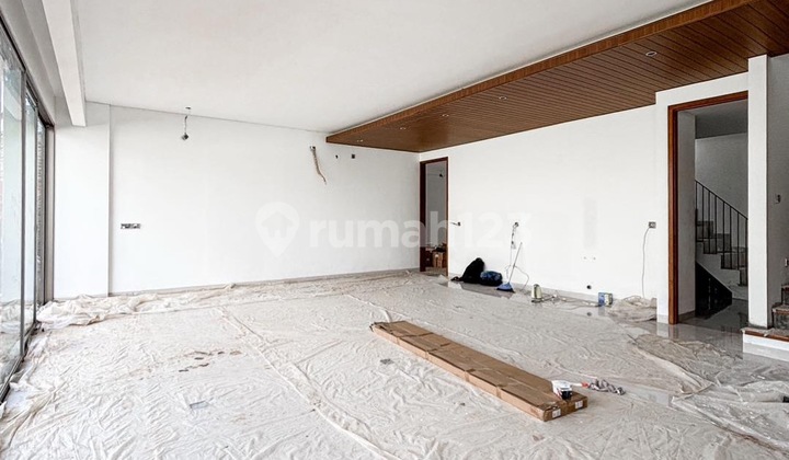 House For Sale - [Pondok Indah]Brand New Modern Tropis, Posisi Hook 6