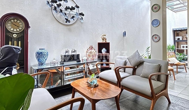 Lebak Bulus - [for Sale]: Dalam Townhouse Besar, Fasilitas Umum Lengkap, Lingkungan Tenang 2