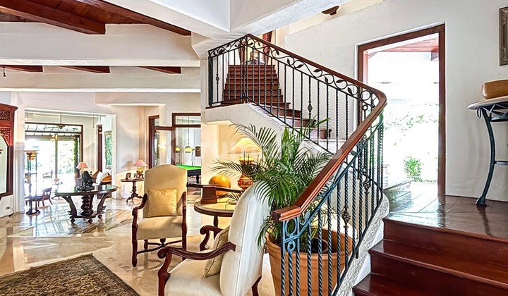 House For Sale - [Pejaten Barat] Balinese Resort House, Tanah Luas, Memiliki 2 Bangunan 5