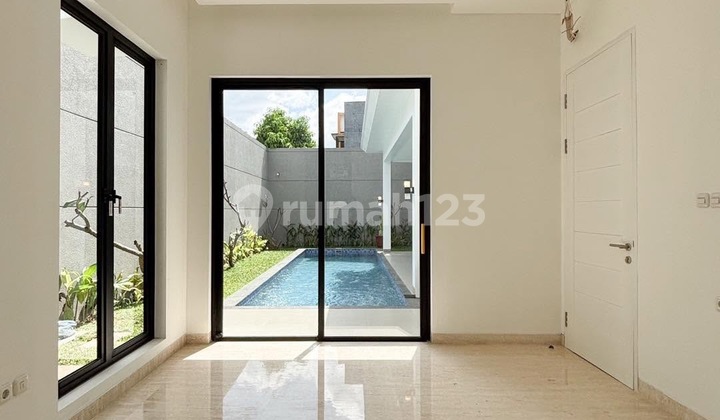 House For Sale - [Cilandak]Rumah Brand New, Private Pool, Design Modern Classic 5