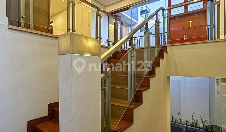 Cilandak - [for Sale]: Modern Tropical House, Private Swimming Pool 6