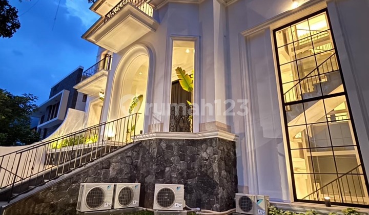 Kebayoran Baru - [for Sale]: Bangunan 2.5 Lantai, On Progress, Lokasi Strategis 2