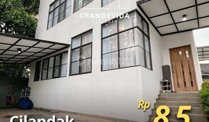 Dijual Rumah Lebak Bulus Bangunan Baru Ada Rooftop 1