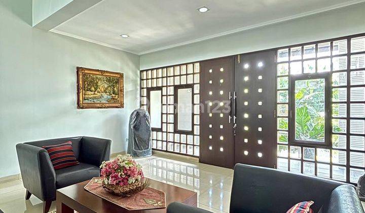 Jagakarsa - [for Sale]: Bangunan 2 Lantai Terawat Dan Siap Huni, Lokasi Dalam Komplek 3