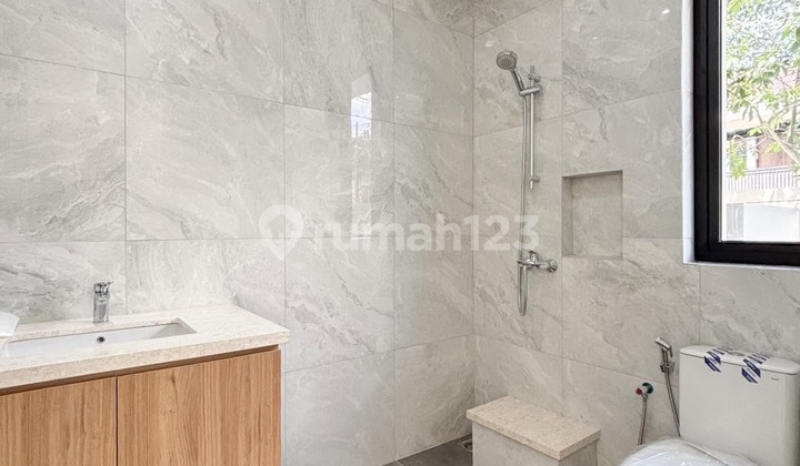 House For Sale - [Cilandak]Rumah Brand New, Private Pool, Design Modern Classic 6