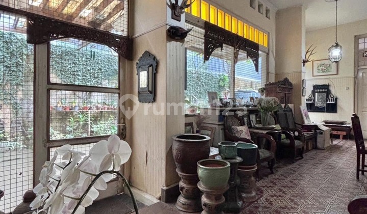 Menteng - [For Sale]: Area Premium, Rumah Lama Hitung Tanah
