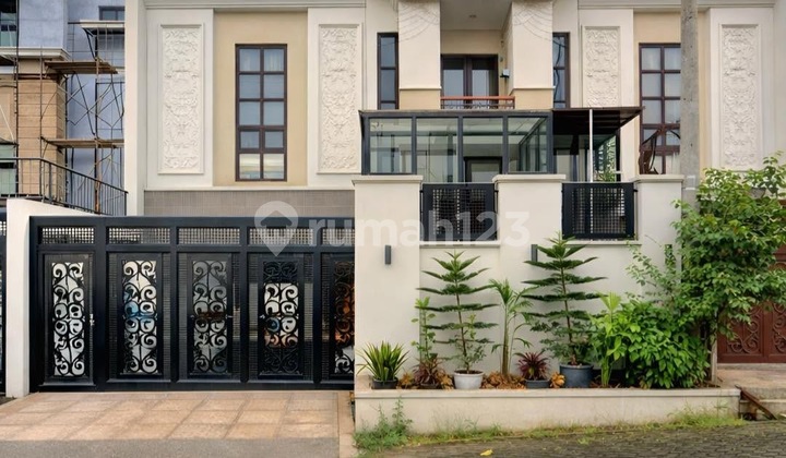 Lebak Bulus - [For Sale]: Rumah Siap Huni, Bangunan 2 Lantai