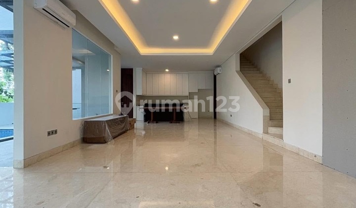 Kemang - [For Sale]: Rumah Mewah, Bangunan Besar dan Siap Huni 2