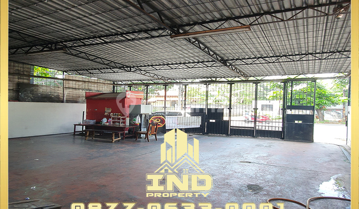 Dijual Ruko Gandeng 3 Lantai  di Meruya Selatan, Kembangan Jakarta Barat.