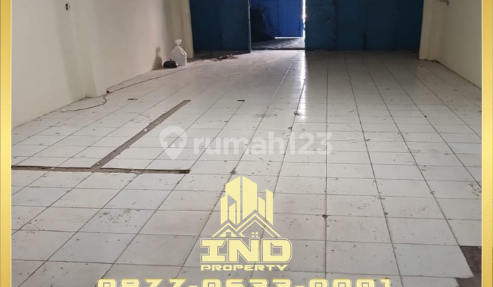 For Rent: 3-Story Shophouse in Jembatan Lima, West Jakarta For Rent: 3-Story Shophouse in Jembatan Lima, West Jakarta
