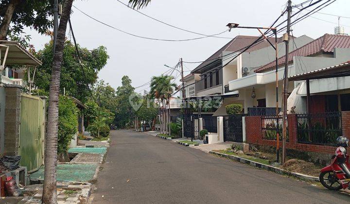 Rumah di Tosiga, tomang city garden, kemanggisan, jakarta barat Selatan SHM 2