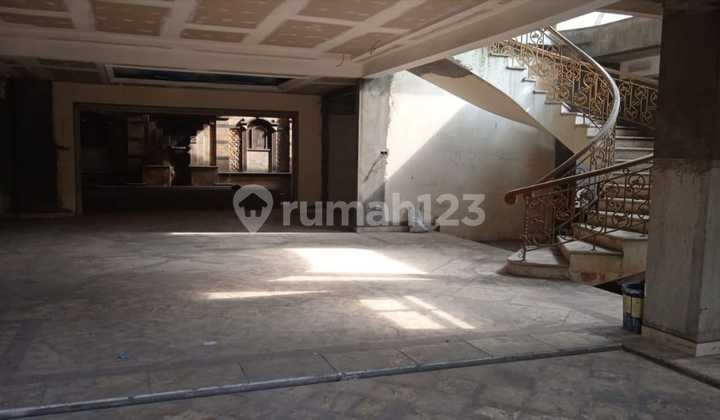 Dijual Rumah Shm Puri Indah Boulevard Luas 703 M2 Baru 3 Lantai Hoek Utara Barat Dijual Rumah Shm Puri Indah Boulevard Luas 703 M2 Baru 3 Lantai Hoek Utara Barat