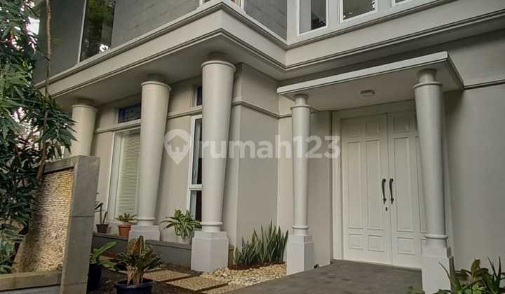 Luxury House in Graha Taman Bintaro Jaya 2