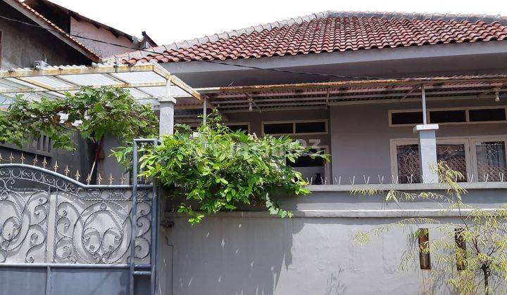 Rumah 1 Lantai di Komplek Deplu Kreo Larangan 1