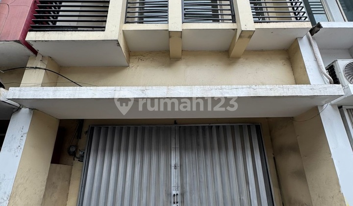 Good 2-Storey Shop House in Regia Graha Raya Bintaro 1