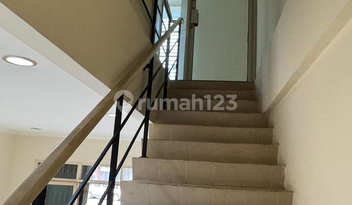 Good 2-Storey Shop House in Regia Graha Raya Bintaro 2