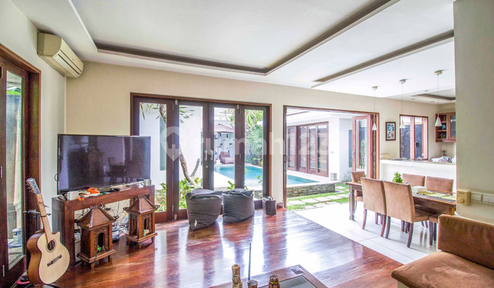 Villa 5 Br 1000m2 Dekat Pantai Batu Bolong Canggu Echo Beach Old Mans Jl. Raya Pantai Batu Bolong Berawa Finns Kuta Utara Badung Bali 4
