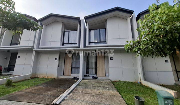 Disewakan Cepat Rumah Siap Pakai 2 Lantai Lokasi Strategis Rolling Hills Karawang Barat 2