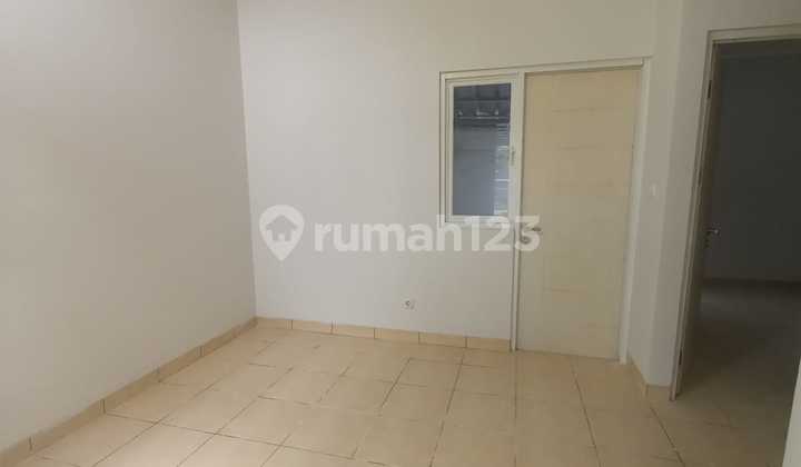 Dijual Cepat Rumah Strategis 1 Lantai di Cluster Kalista Perumahan Summarecon Emerald Karawang 2