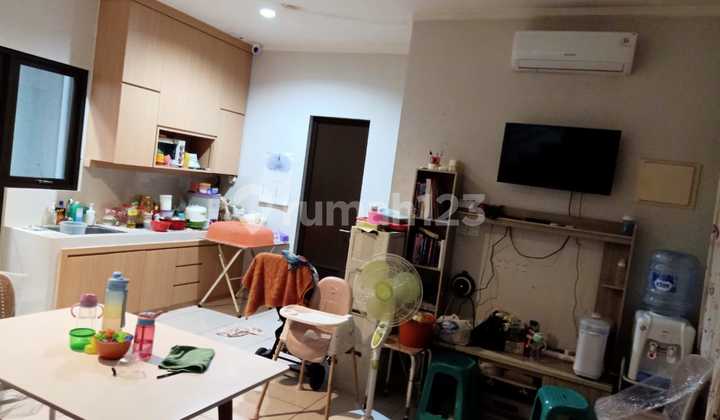 Dijual Cepat Rumah Strategis 2 Lantai Semifurnish Cluster Elora Summarecon Emerald Karawang  2