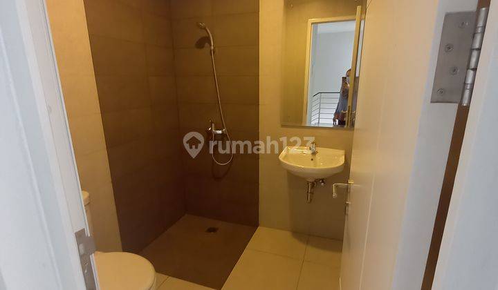 Disewakan Rumah 2 Lantai Cluster Advani Lb 7 Summarecon Emerald Karawang 16