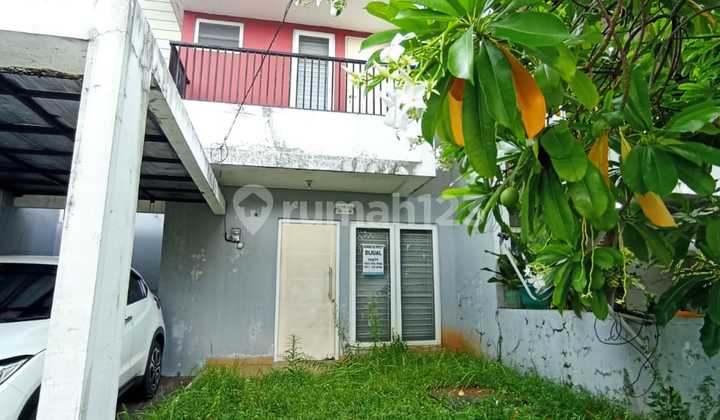 Lokasi Strategis, Dijual Cepat Rumah Full Furniture Perumahan Grand Taruma Karawang Barat