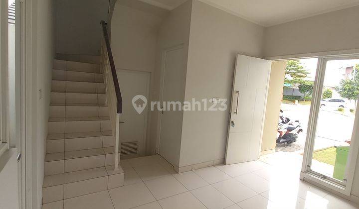 Disewakan Rumah 2 Lantai Cluster Advani Li 10 Summarecon Emerald Karawang 5