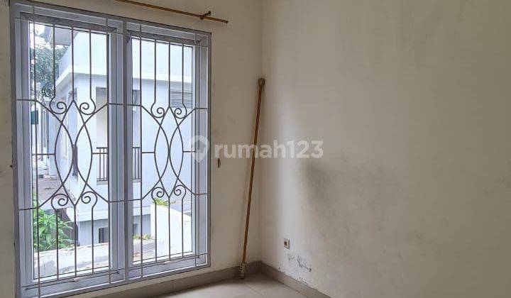 Disewakan Rumah 2 Lantai Perumahan Grand Taruma Karawang Barat 7