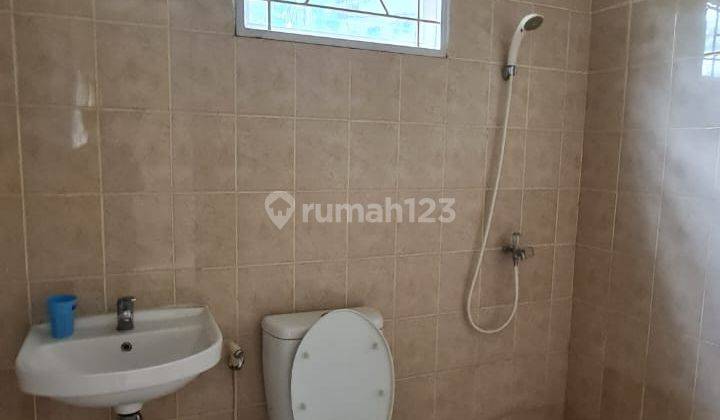 Disewakan Rumah 2 Lantai Perumahan Grand Taruma Karawang Barat 16