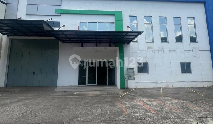 For Rent Ready to Use Cheap Warehouse Suitable for Production in Delta Silicon Industrial Area, Cikarang, West Java