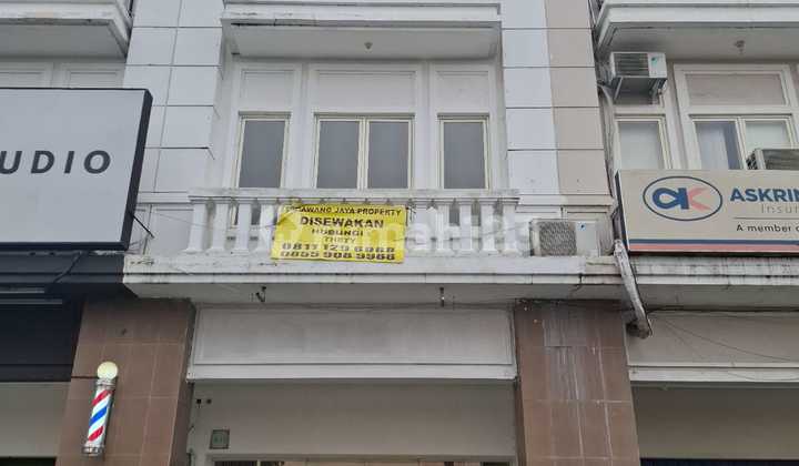 For Rent Fast 3-Story Shop House Strategic Location Main Road Grand Taruma West Karawang. 2
