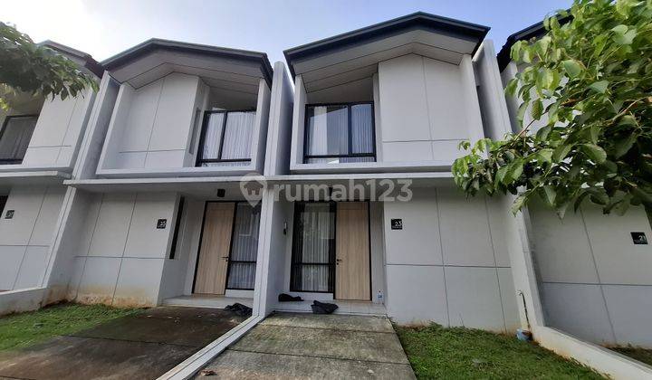 Disewakan Cepat Rumah Siap Pakai 2 Lantai Lokasi Strategis Rolling Hills Karawang Barat 1