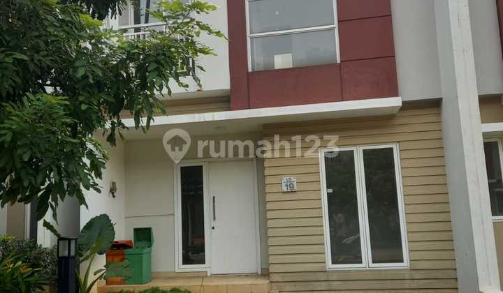 Dijual Cepat Rumah Strategis 2 Lantai Siap Huni di Cluster Advani Summarecon Emerald Karawang Timur 