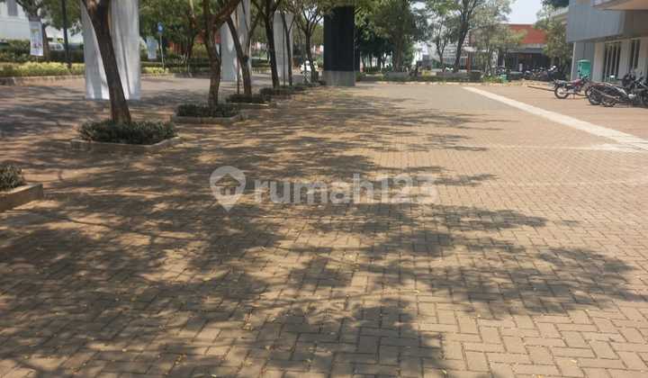 For Sale Fast, Strategic 3-Story Shop House in Summarecon Emerald Housing, East Karawang 2