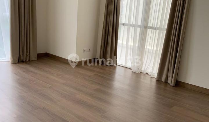 The pakubuwono spring apartement 7