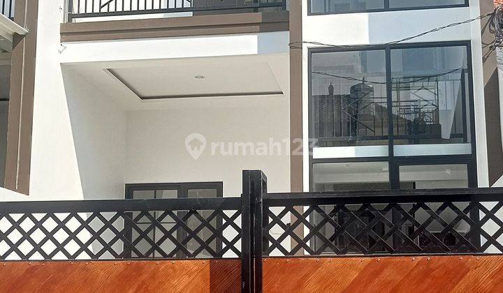 Rumah 2 Lantai Cantik Perum Wonorejo Belakang Perum Nirwana Eksekutif 1