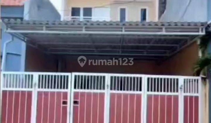 Rumah cantik 2 lantai DP minim Rungkut  1