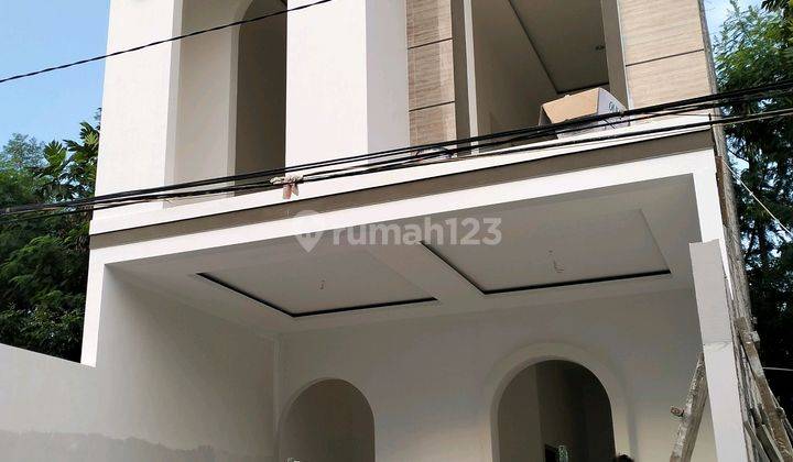 Rumah Mewah Hook Perumahan Rungkut Penjaringan Sari Merr