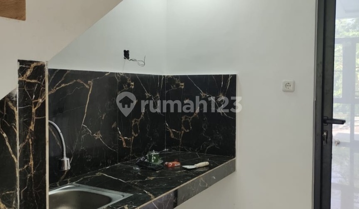 2-Story Boarding House in UPN Campus Residential Area, Eligible for Mortgage 2-Story Boarding House in UPN Campus Residential Area, Eligible for Mortgage