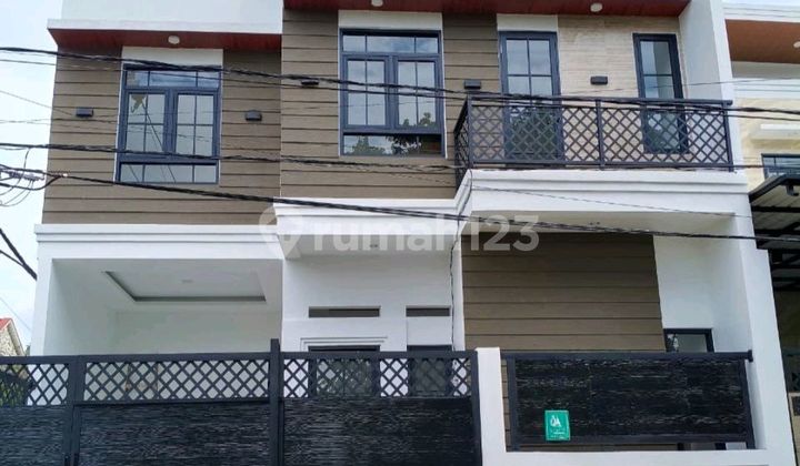 Rumah Cantik 2 Lantai Perum Penjaringan Sari Merr Dp Minim