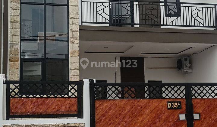 Rumah Mewah Hook 2 Lantai Perumahan Belakang Nirwana Eksekutif 1